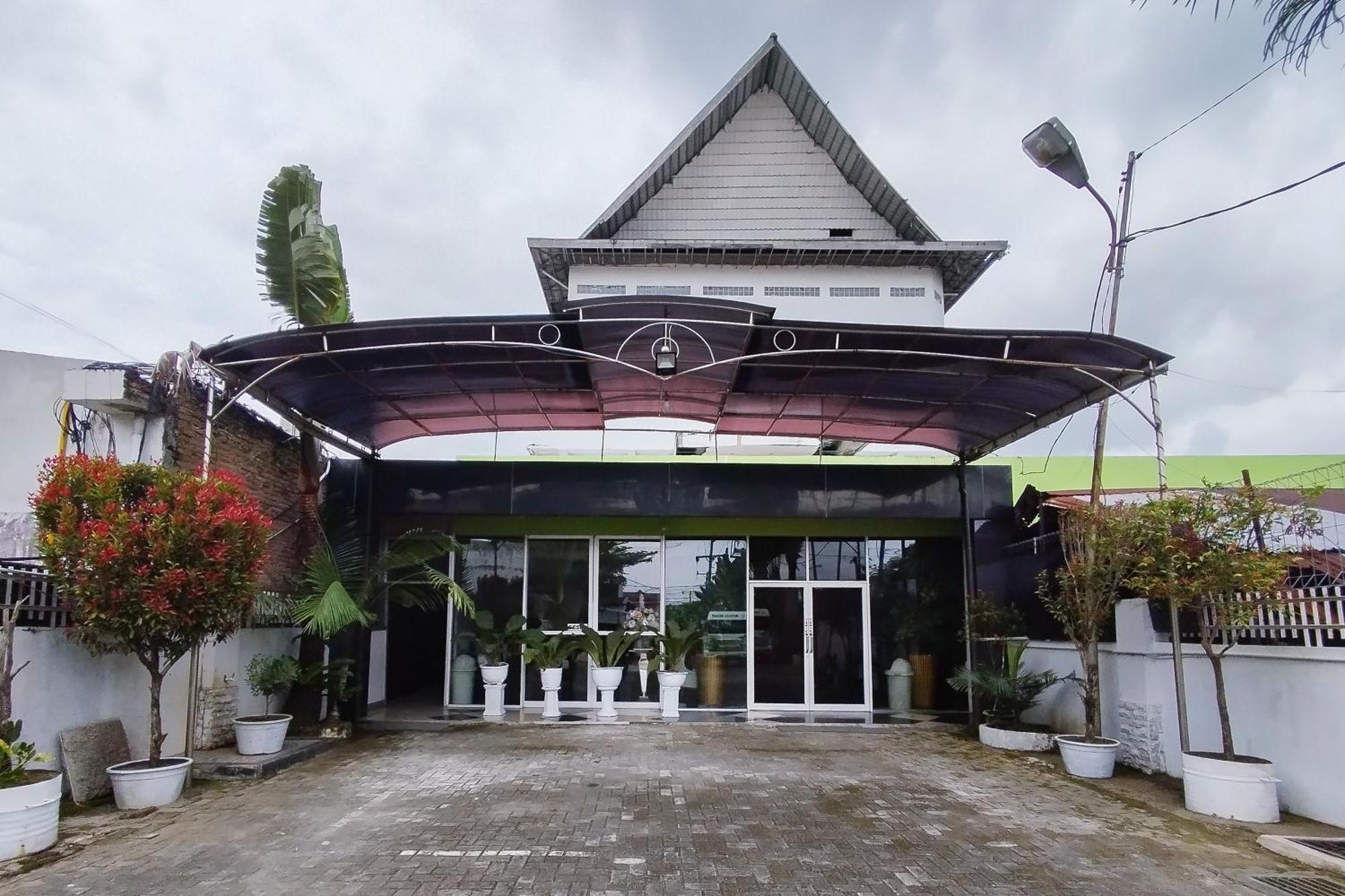 Reddoorz Near Focal Point Medan 호텔 Sunggal 외부 사진